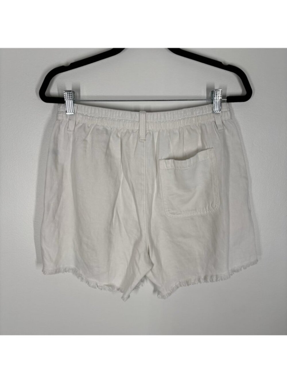 Aerie Women S White Linen Blend Casual High Rise Cutoff Utility Adventure Shorts - Picture 6 of 10